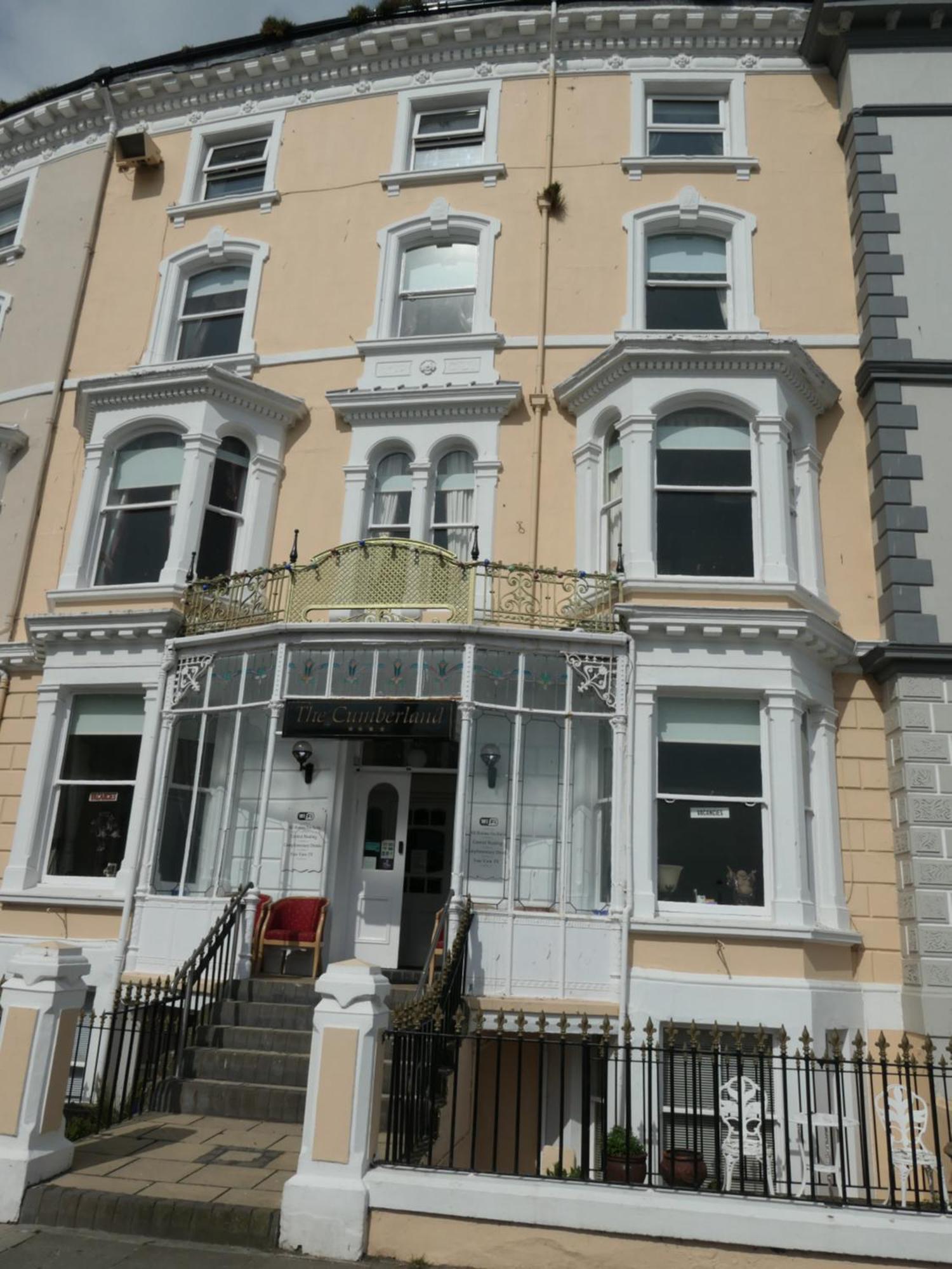 The Cumberland Bed & Breakfast Llandudno Exterior photo